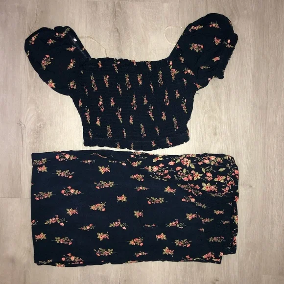 Navy and Pink Floral Off The Shoulder Top and Wide Leg Pants Set - Picture 13 of 13